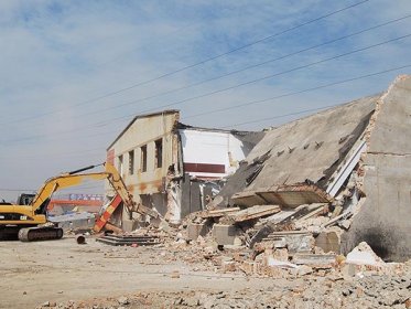 濟(jì)南信力達(dá)拆除|天涯區(qū)拆除居民私自加蓋建筑
