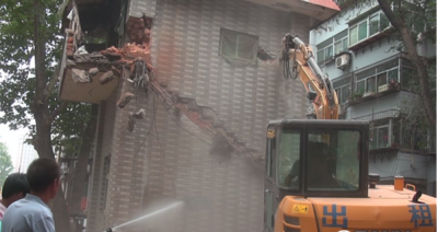 濟(jì)南梁家莊大街市場正在拆除 將拆出13米寬林蔭