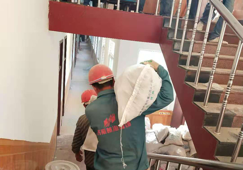 商場拆除